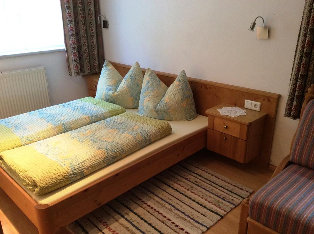 Der Klaushof Apartment Mayrhofen Ruang foto
